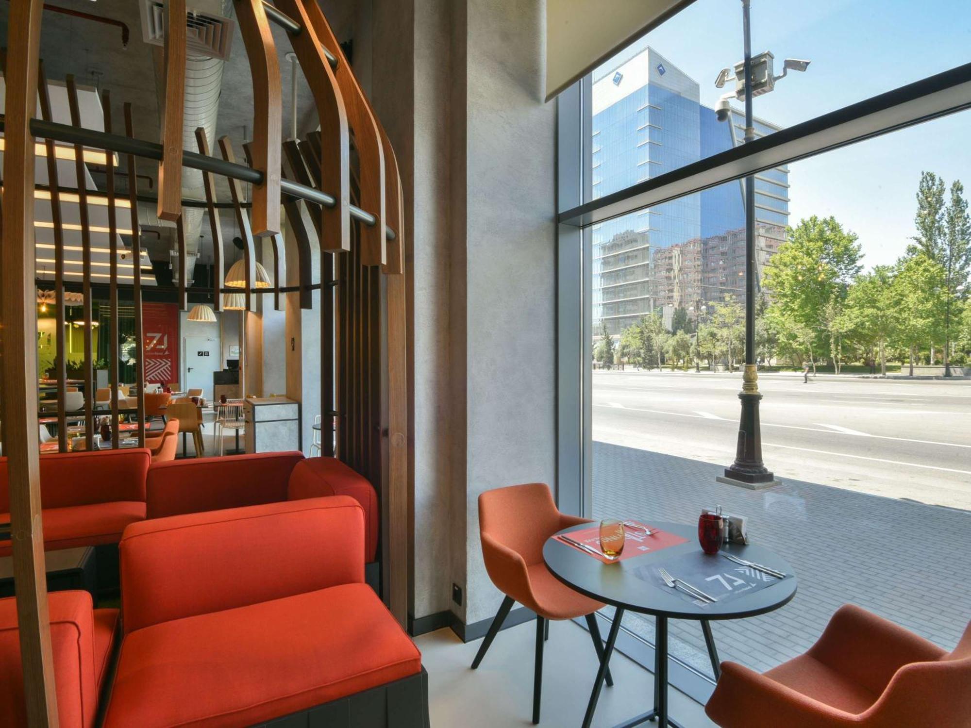 Ibis Baku City المظهر الخارجي الصورة