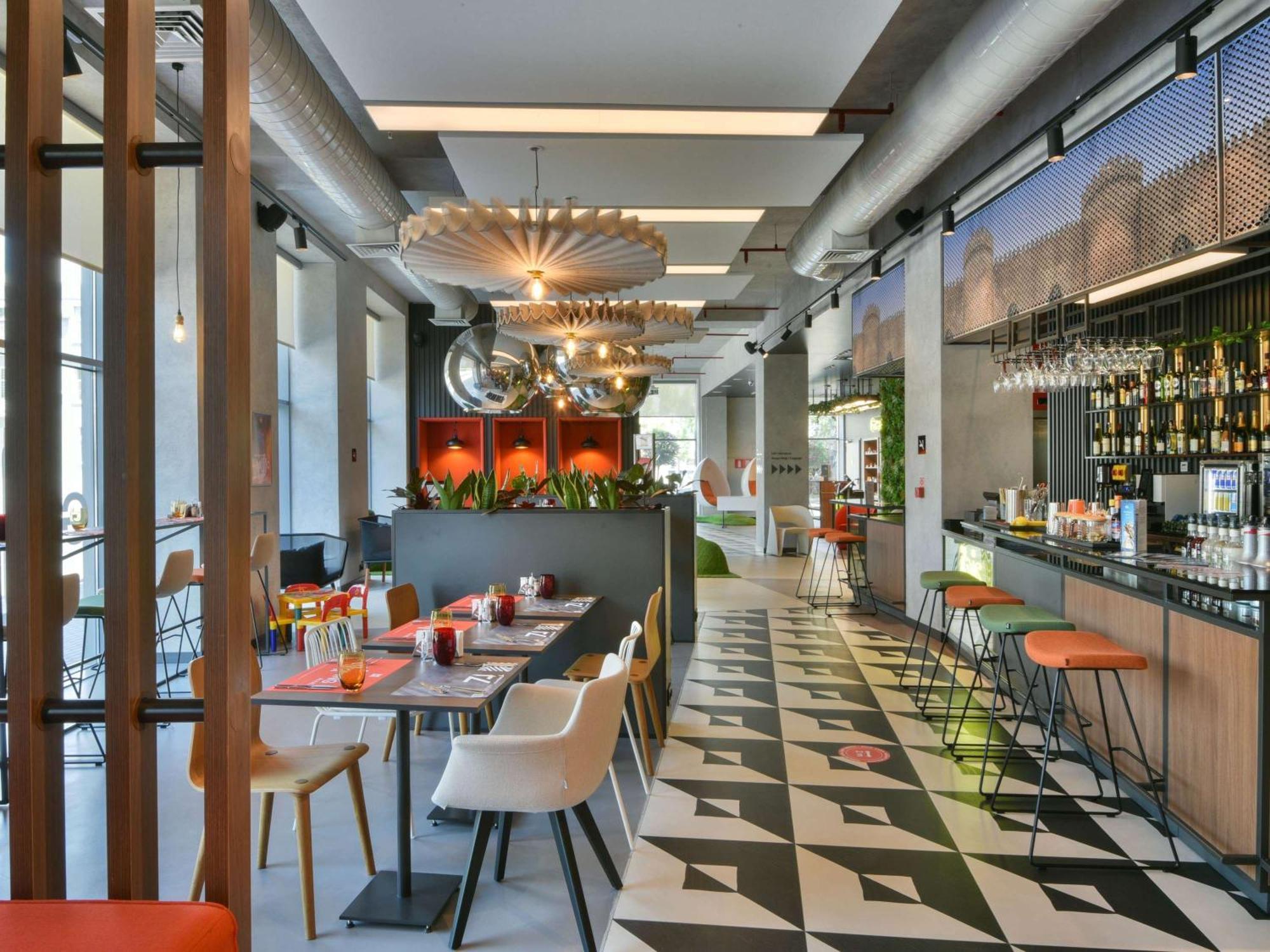 Ibis Baku City المظهر الخارجي الصورة
